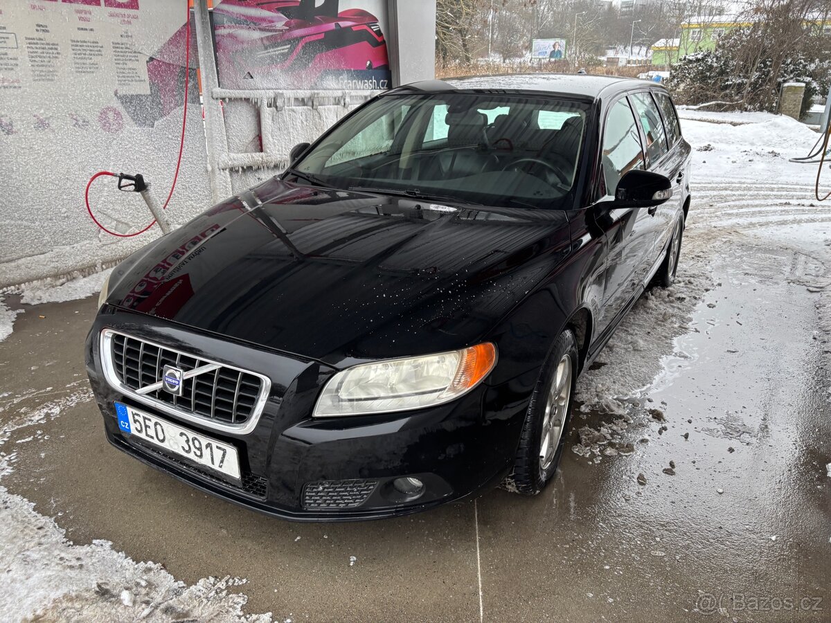 Volvo V70 III - 3