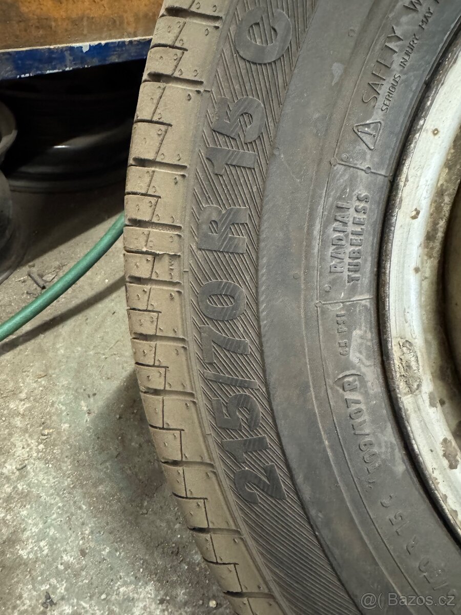 Dodávkové pneu 215/70/15C letni - 3