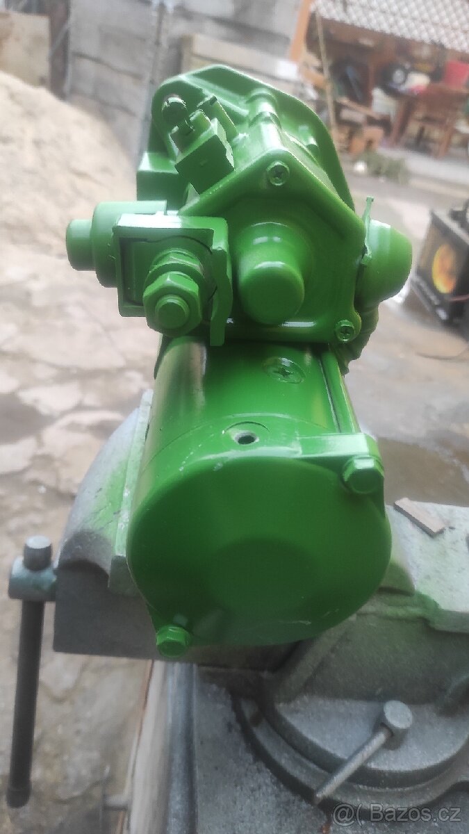 Startér JOHN DEERE - 3