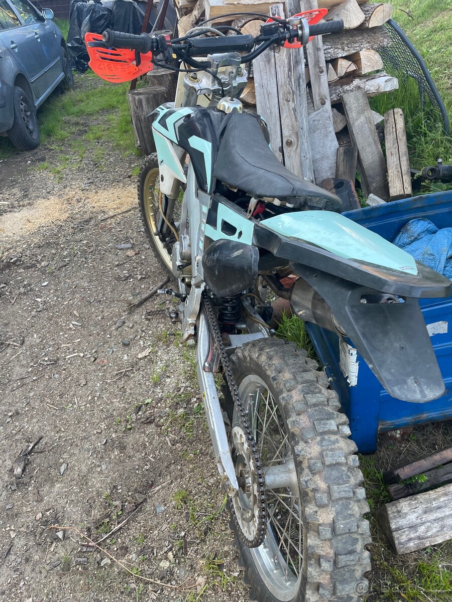 Xmoto 250