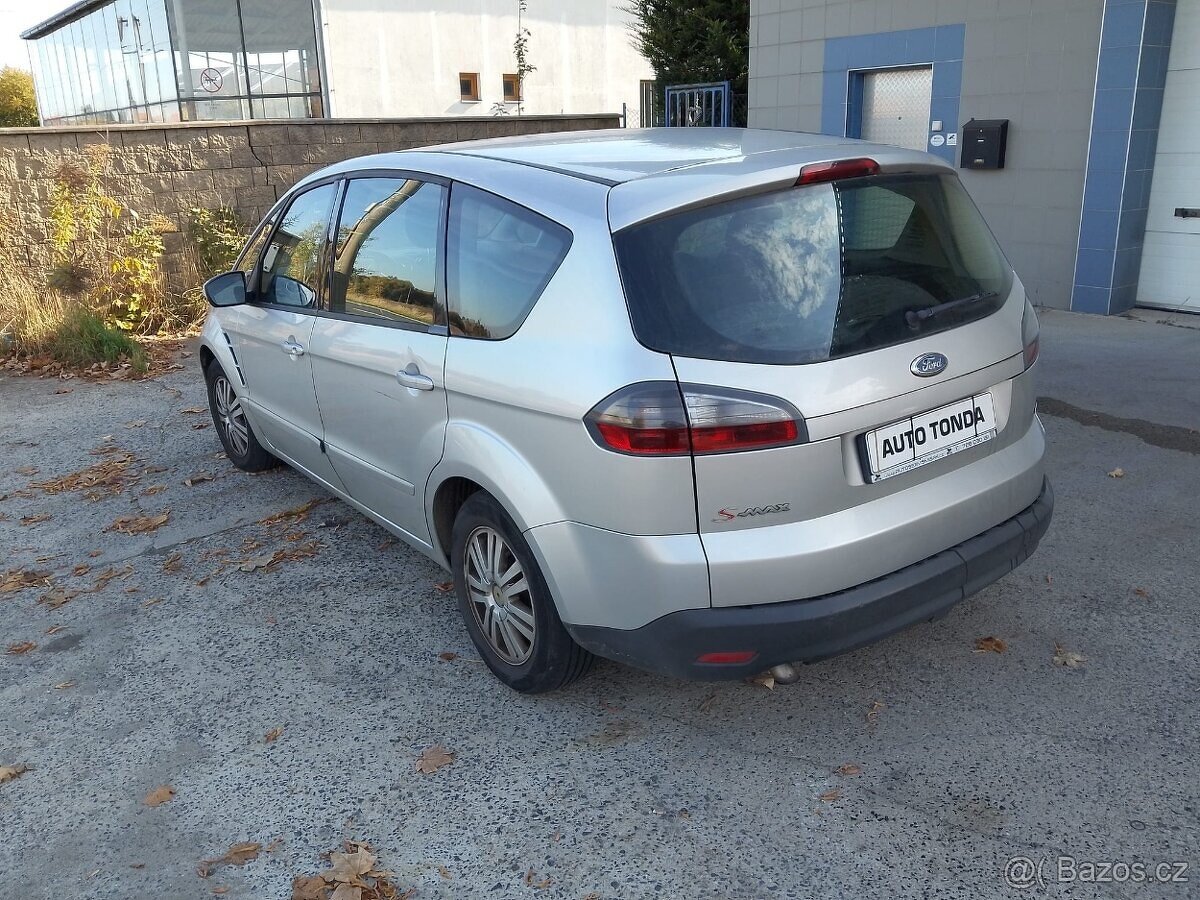 Ford S-MAX - 3