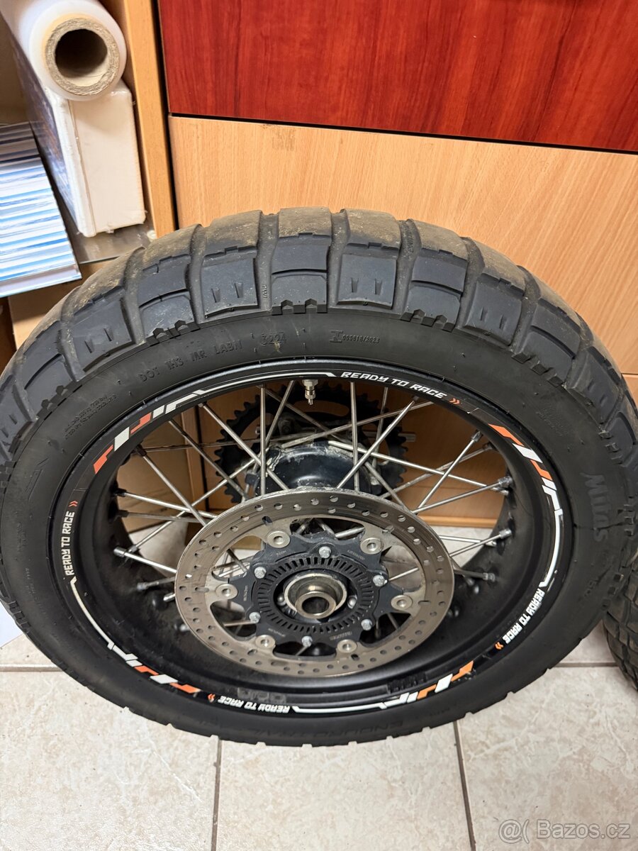 Kola KTM ADVENTURE 790R, 890R - 3