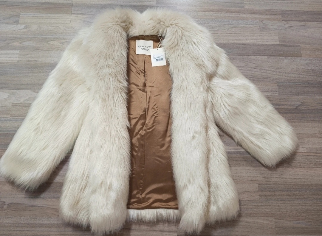 Dámský kožich značky Gant - 3