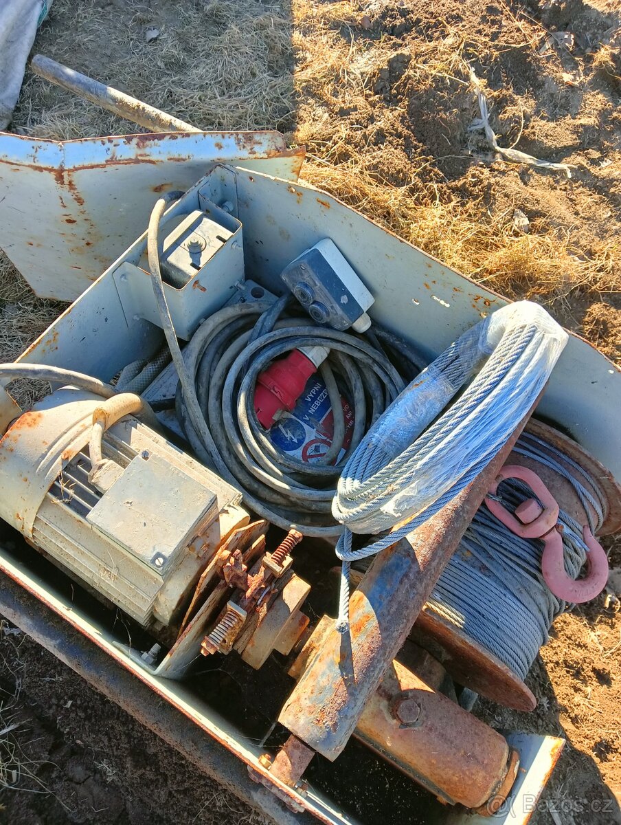 Stavební vrátek - 3