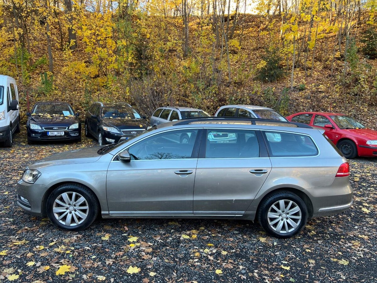 Volkswagen Passat Combi 2.0 TDI 103 kW klima serviska ČR - 3