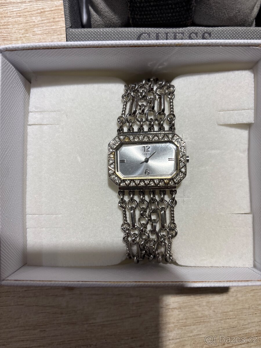 Hodinky GUESS pánské a dámské - 3