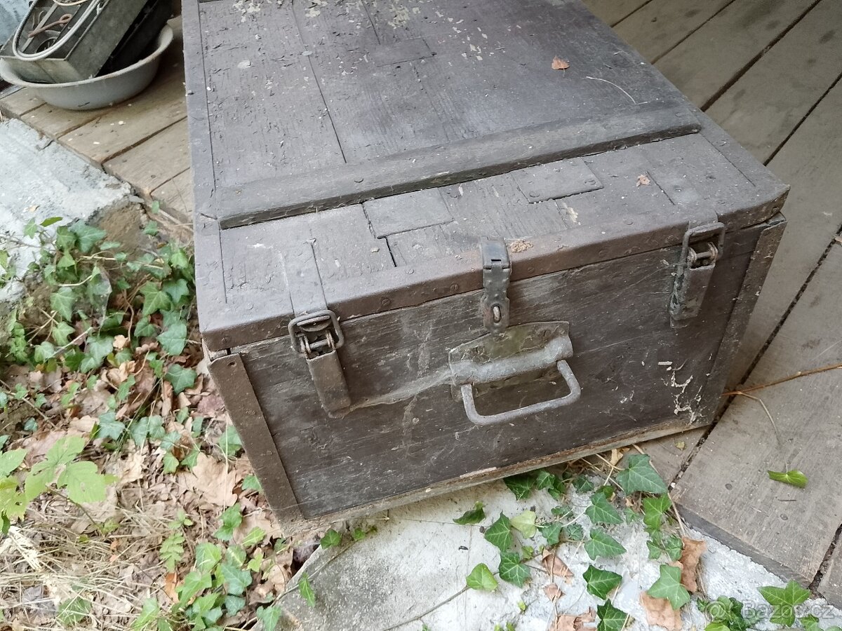 Dřevěná vojenská bedna - 3
