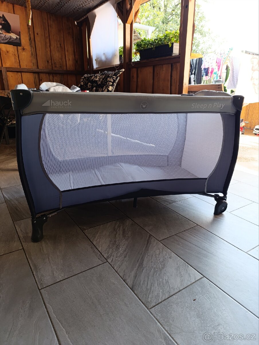 Cestovní postýlka - 3