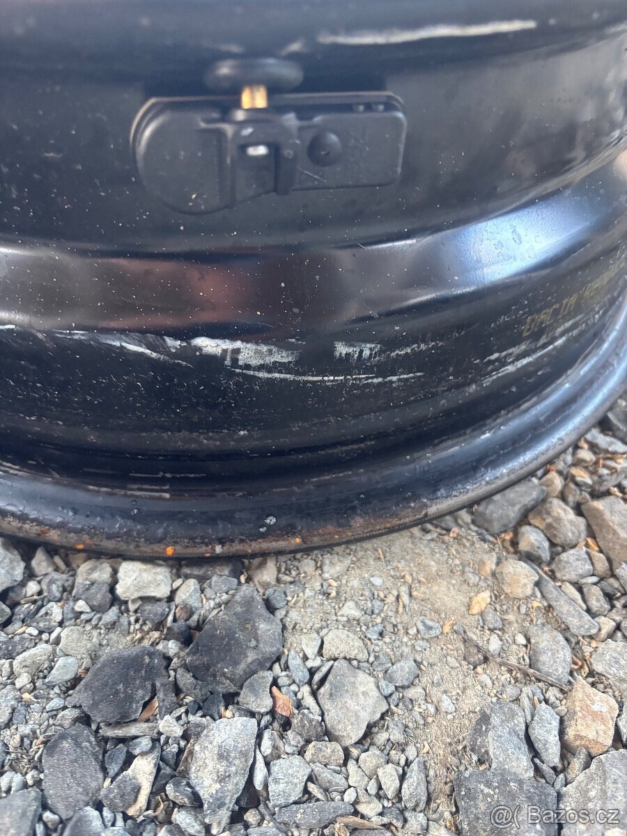 4x100R15 +senzory Dacia sandero,Logan,Lodgy - 3