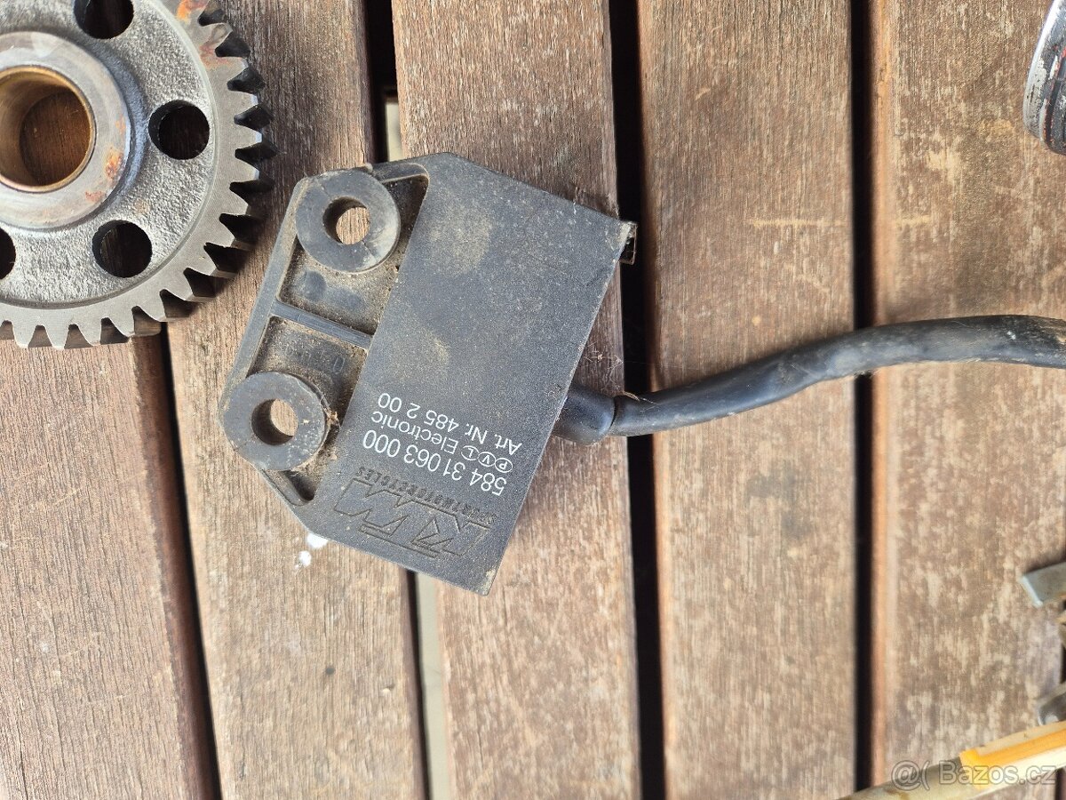 KTM 620 LC4 - dily - 3