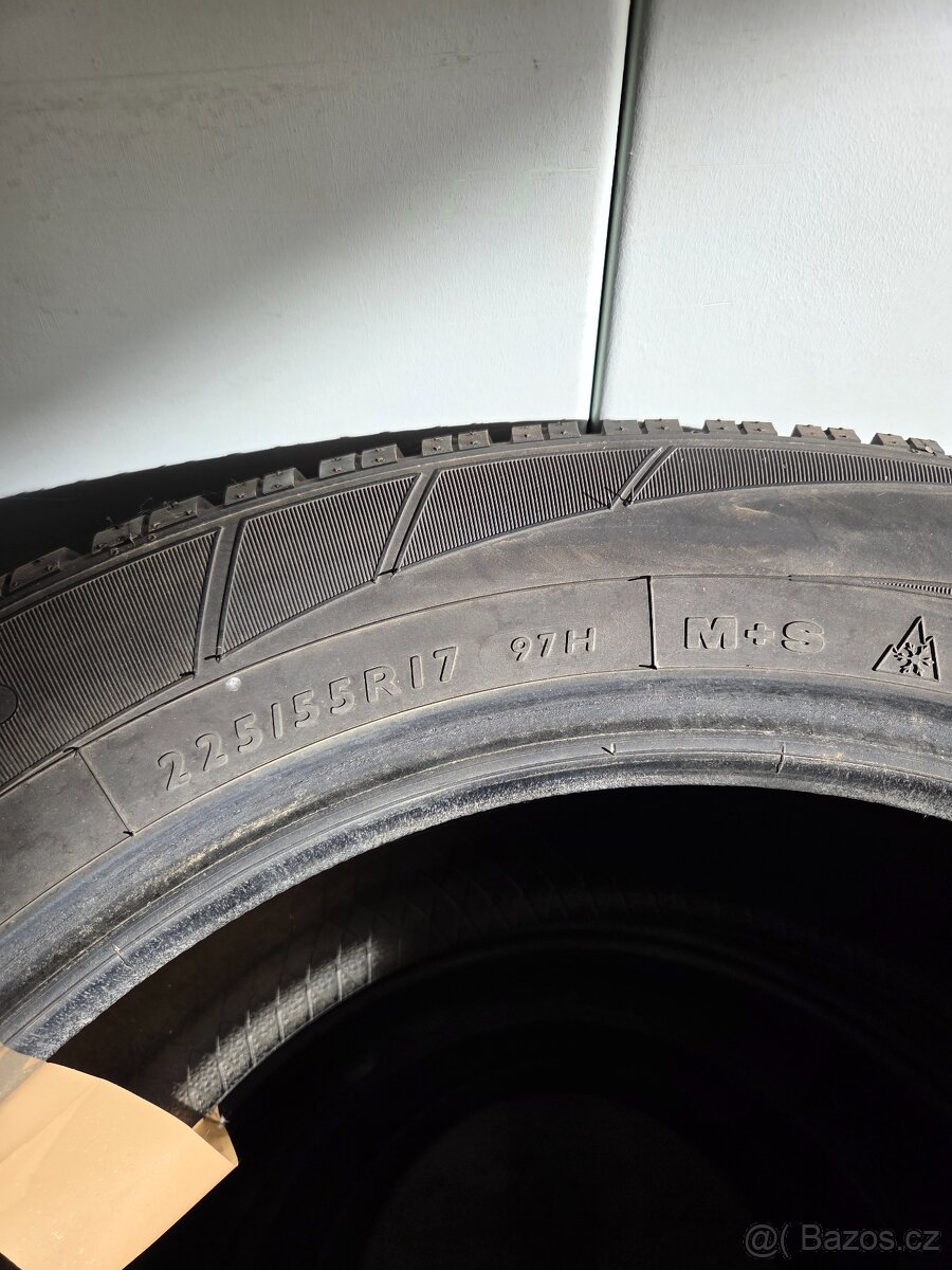 Zimní pneu 225/55 R17 Dunlop - 3