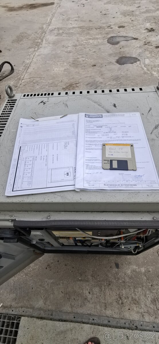 Prodám robot KUKA VKR 125/2 - 3