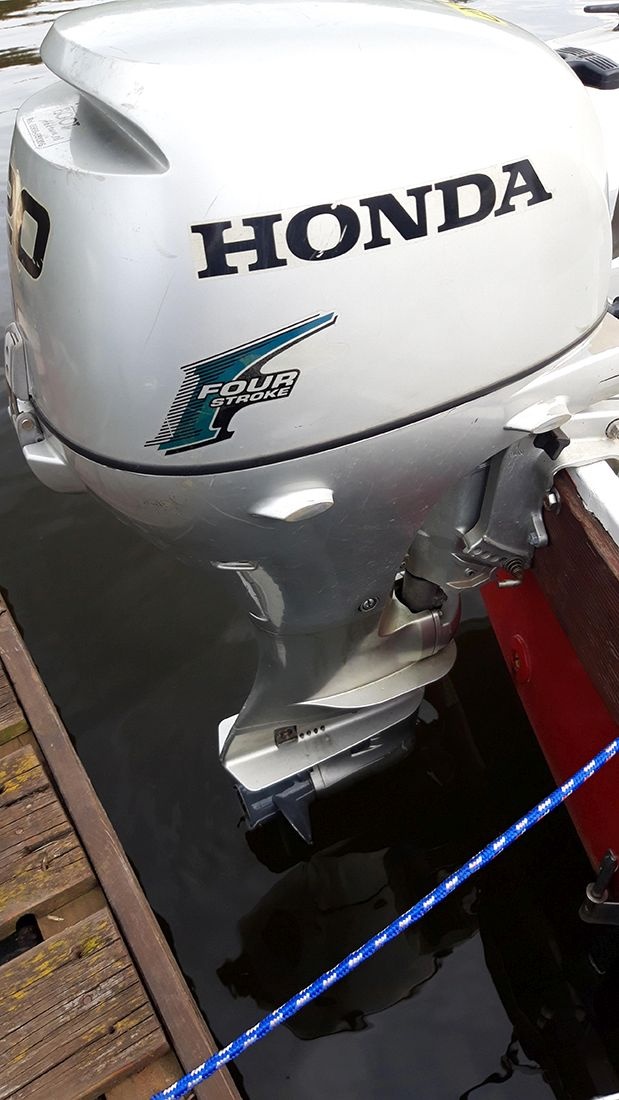 LODNÍ MOTOR HONDA BF 20D - 3