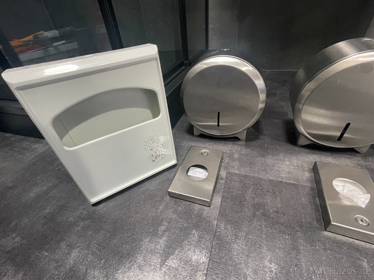 Koupelnové doplňky - 3