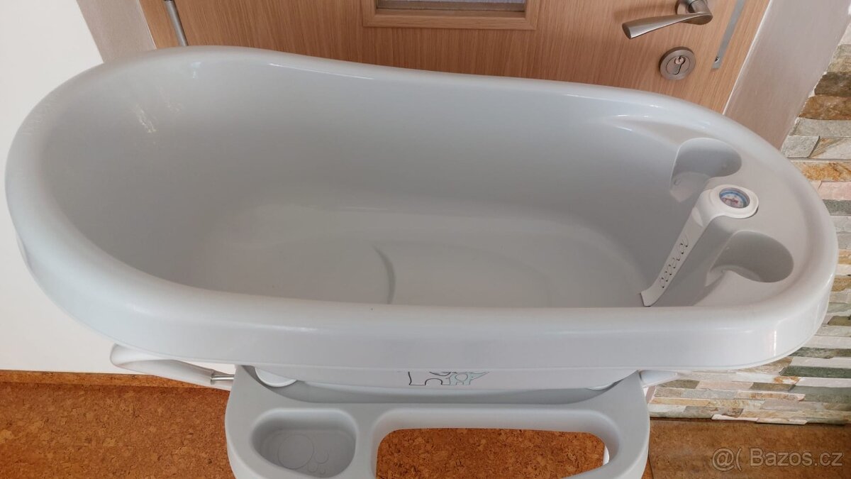 Termovanička + lehátko + stojan + teploměr + hadice - 3