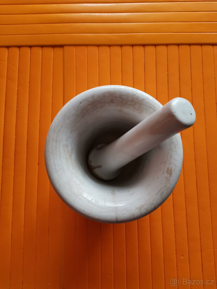 porcelánový hmoždíř 1918 - 3