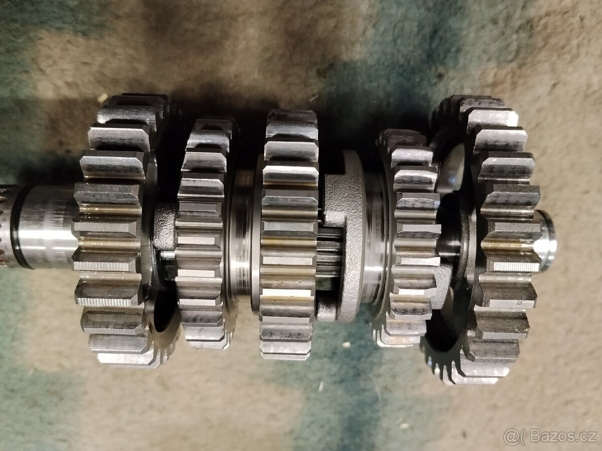 Prodám převodovku Yamaha YZF250 - 3