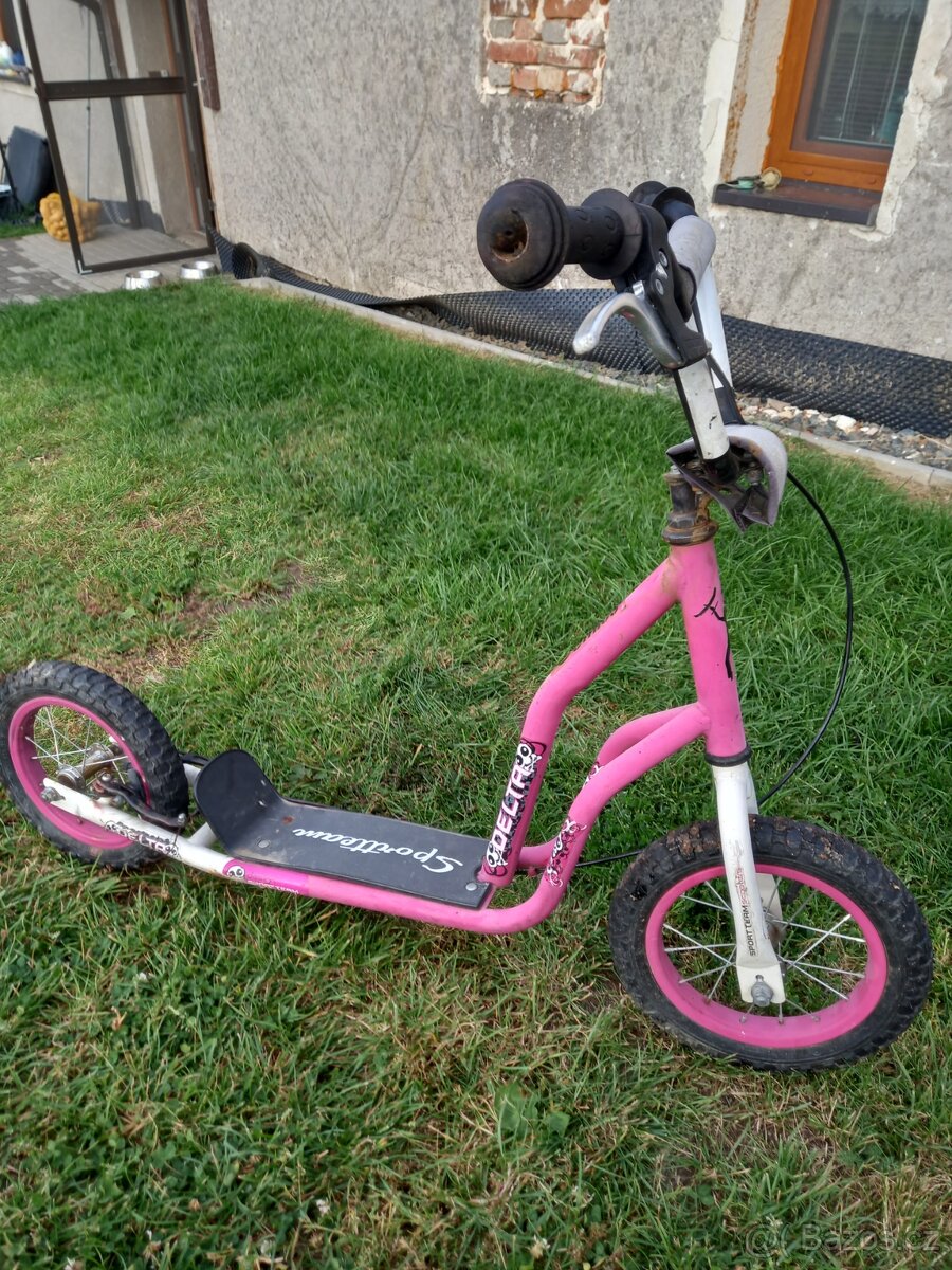 Dětská kolobežka. - 3