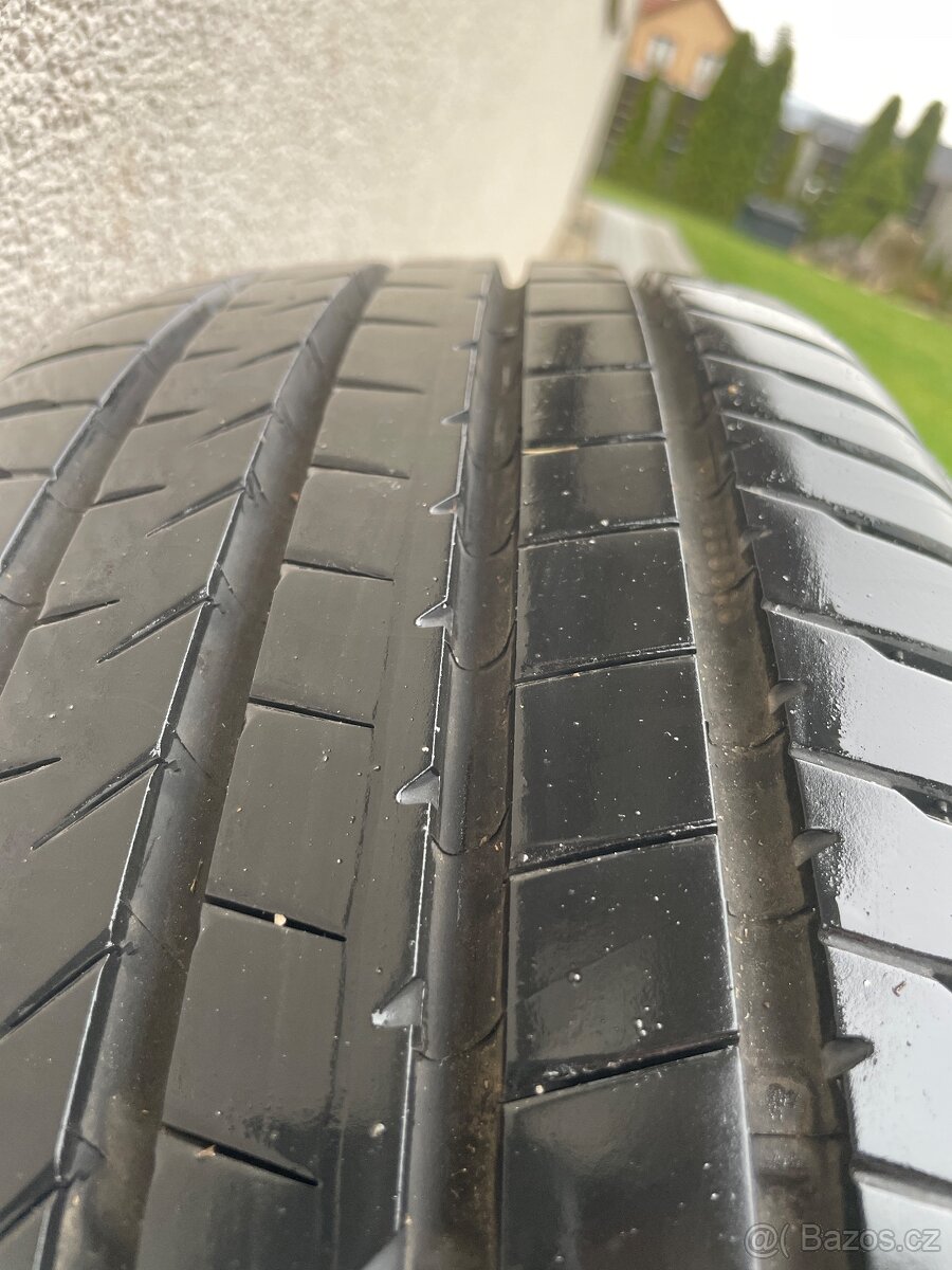 225/55 R19 99V Brigestone Alenza - 3
