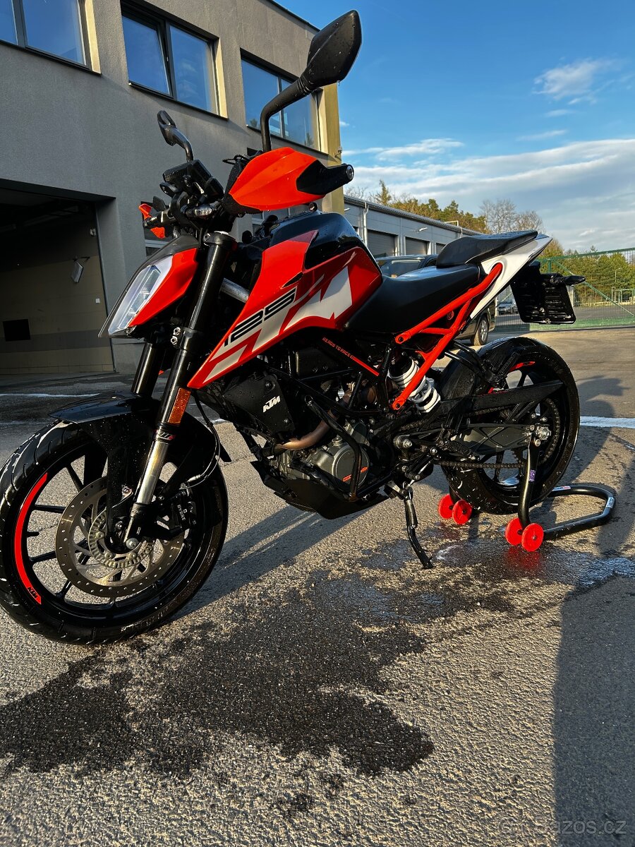 KTM Duke - 3