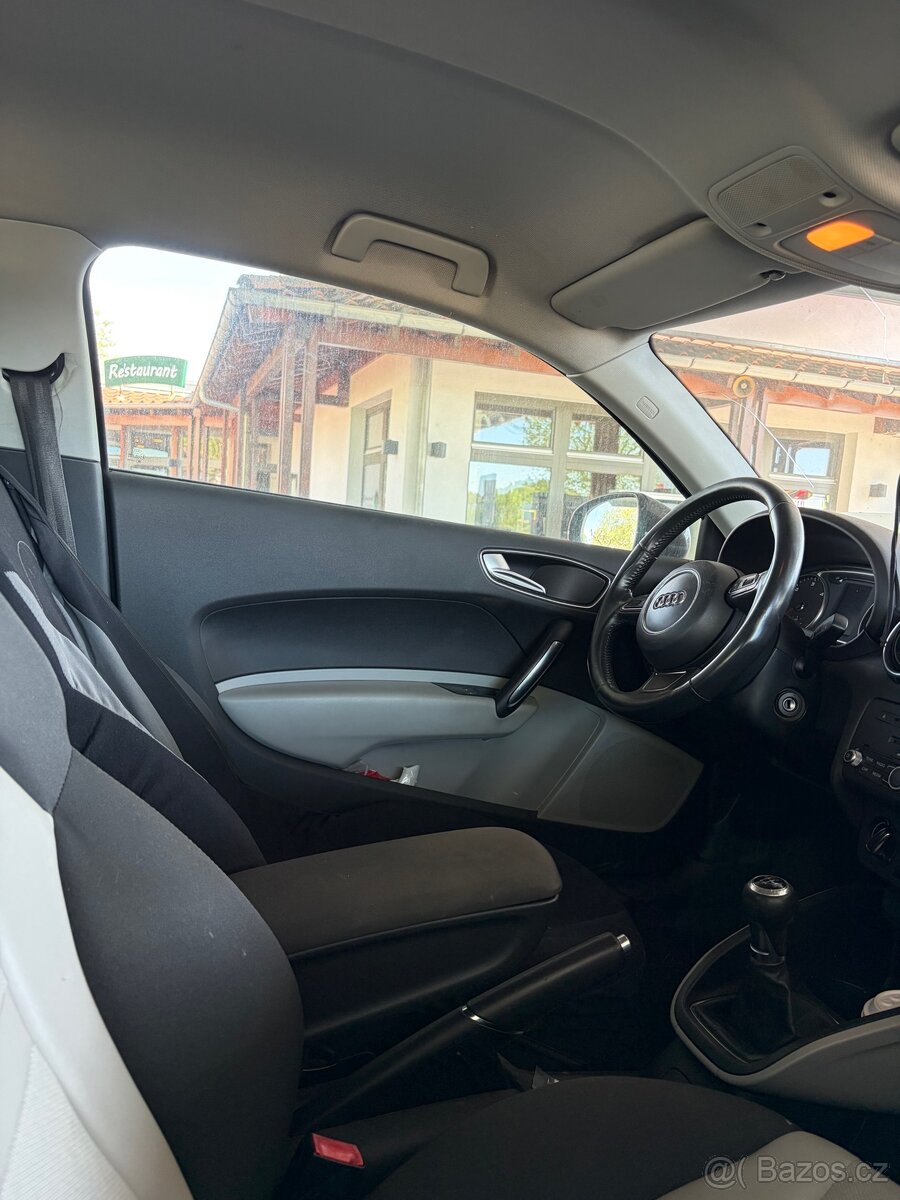 Audi A1, 1.6 tdi - 3