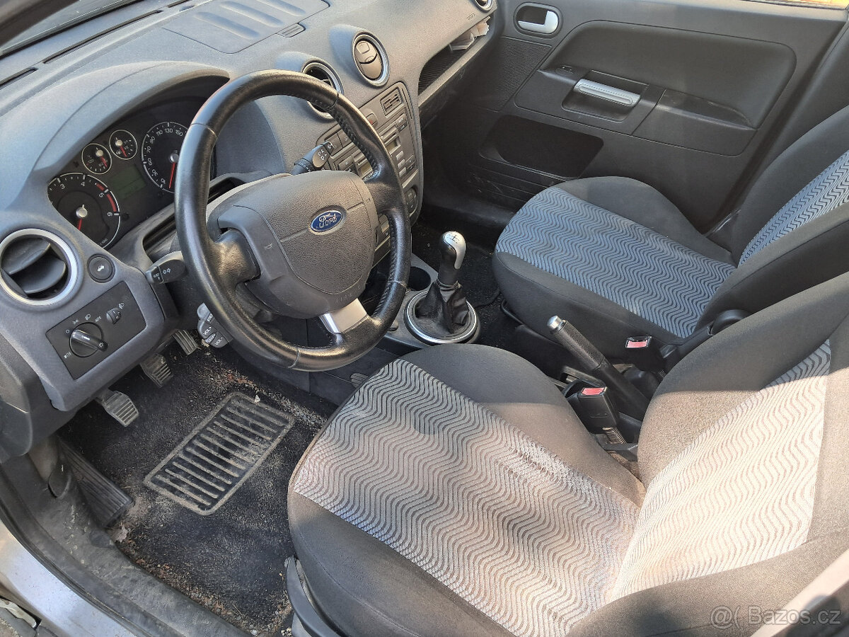 Ford Fusion 1,6 tdci - 3