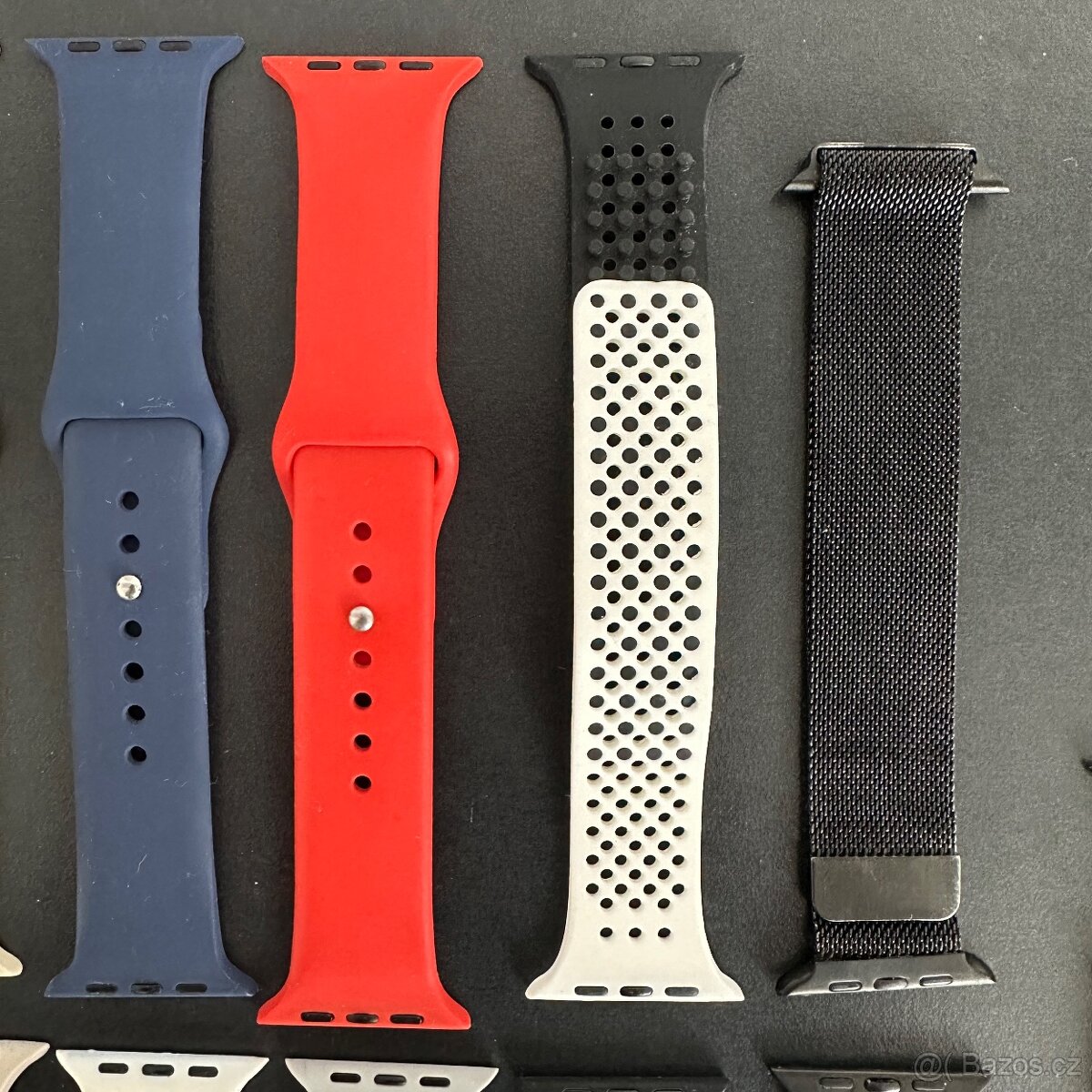 15 pásků pro Apple Watch 42 44 45 46 49 - 3