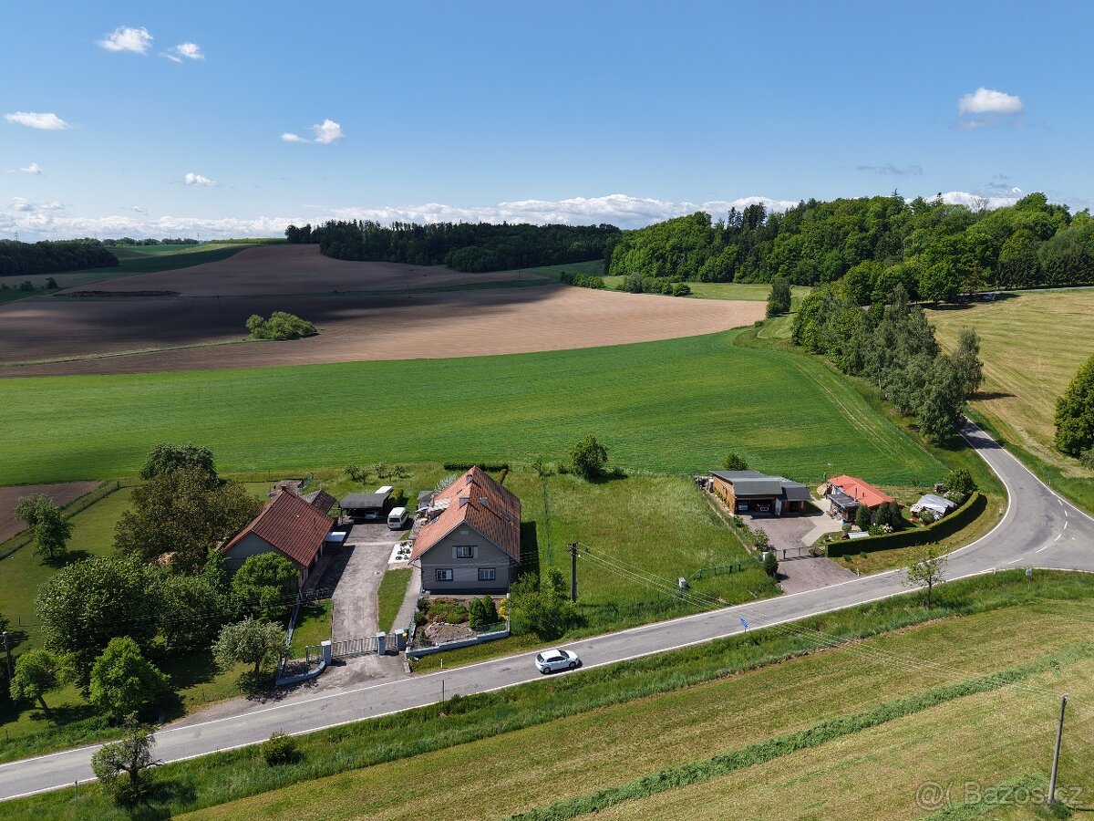 stavební pozemek 1085 m2 - 3