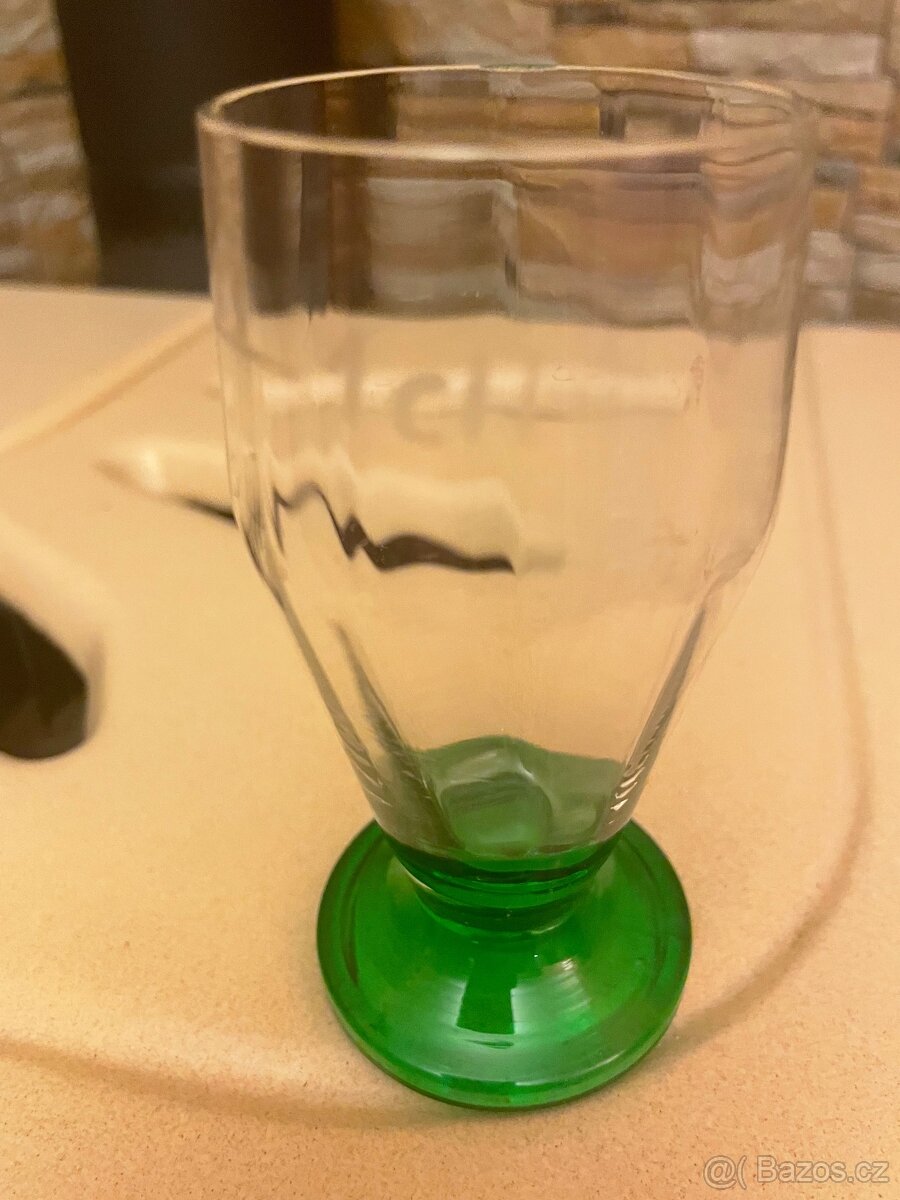 Cejchována starožitná sklenička - 3