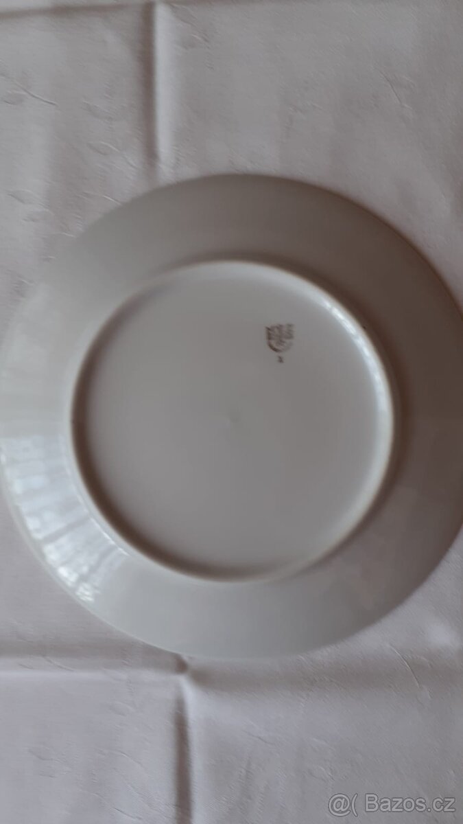 Porcelánový dekorativní talíř III. - 3