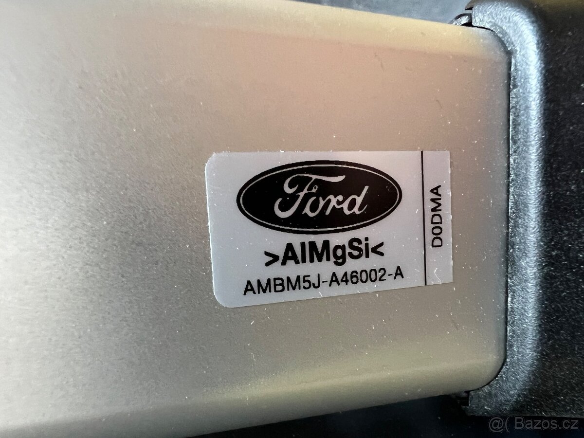 Nové originální příčníky Ford Focus Mk3 hatchback - 3