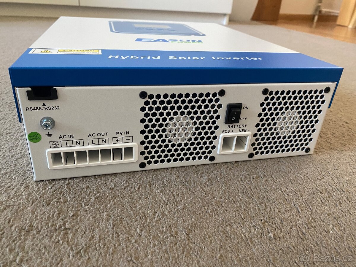 Hybridní měníč napětí 4.0kw FVE MPPT 24V NOVÝ - 3