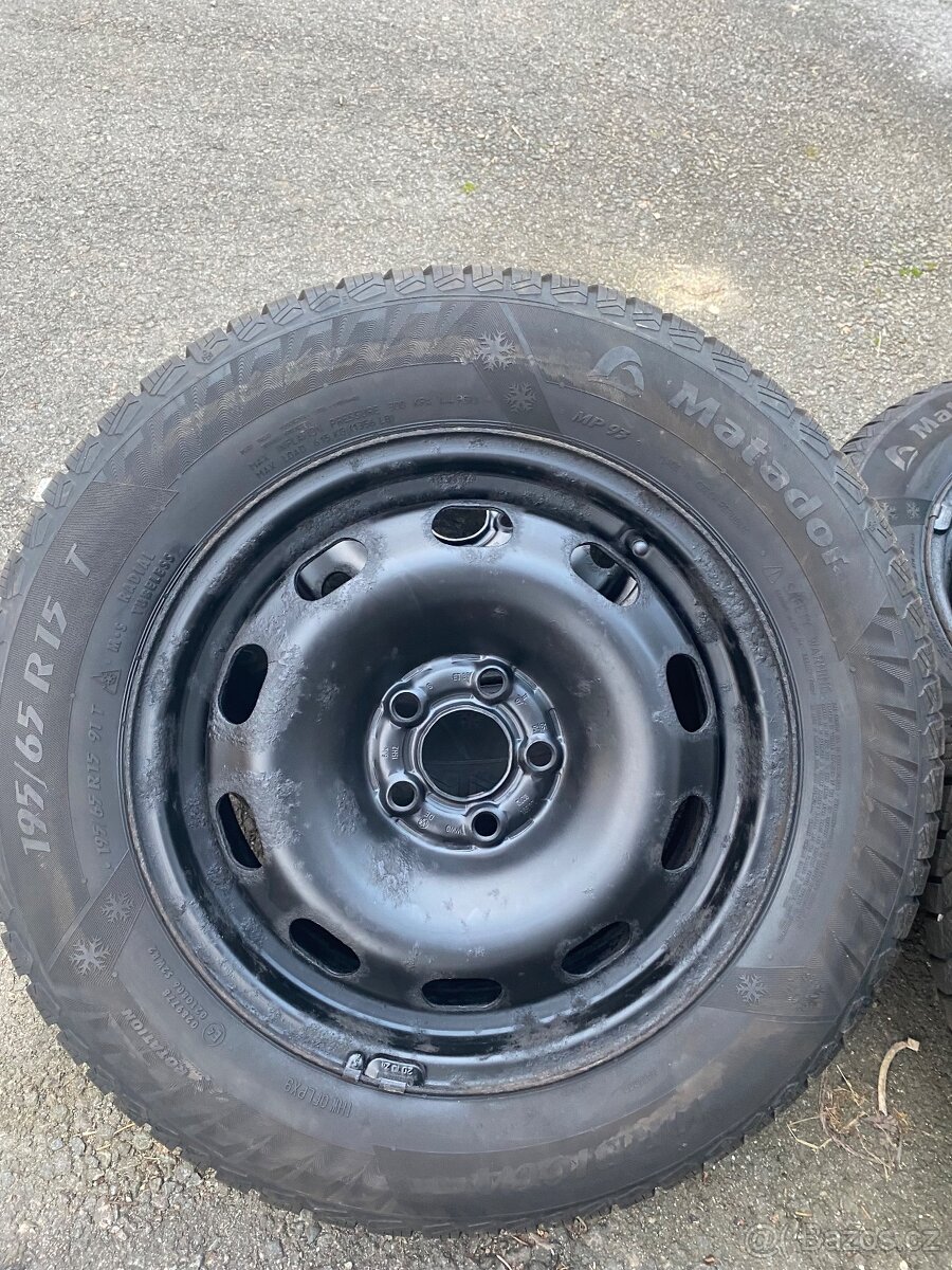 Sada plechových disků + pneu zimní pneu - 3