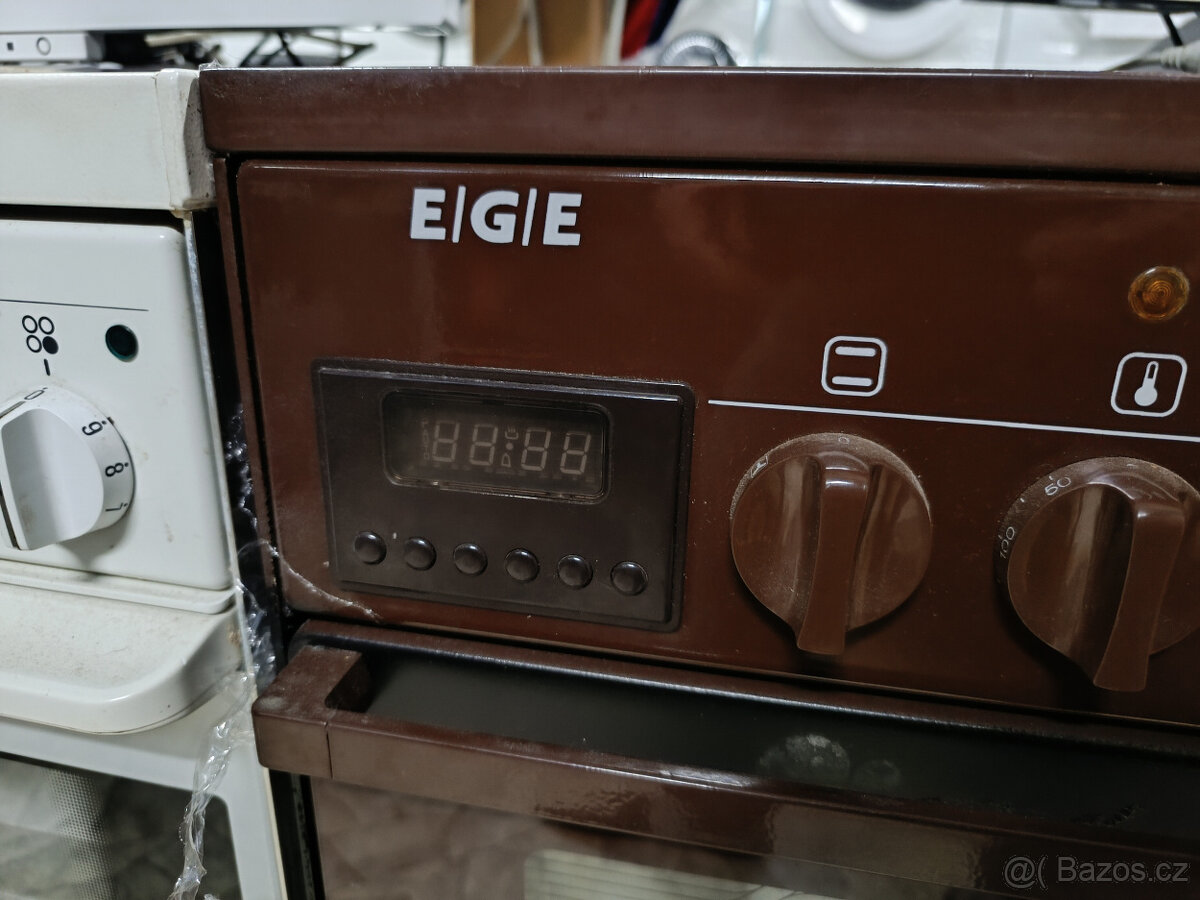 Sporák sklokeramický EGE / šíře 55 cm - 3