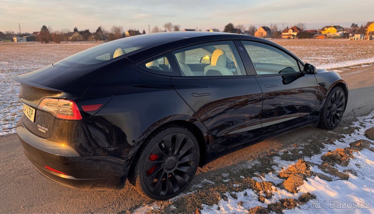 Tesla Model 3 2021 Performance FSD 4x4 377 kW - 3