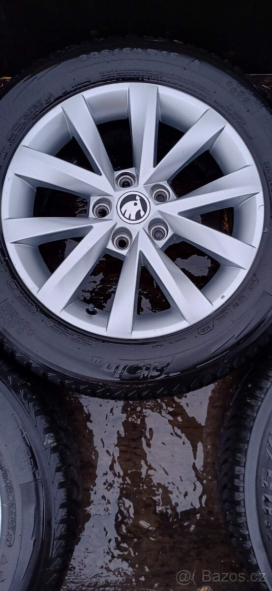 zimní kola 205/55/R16+disky - 3