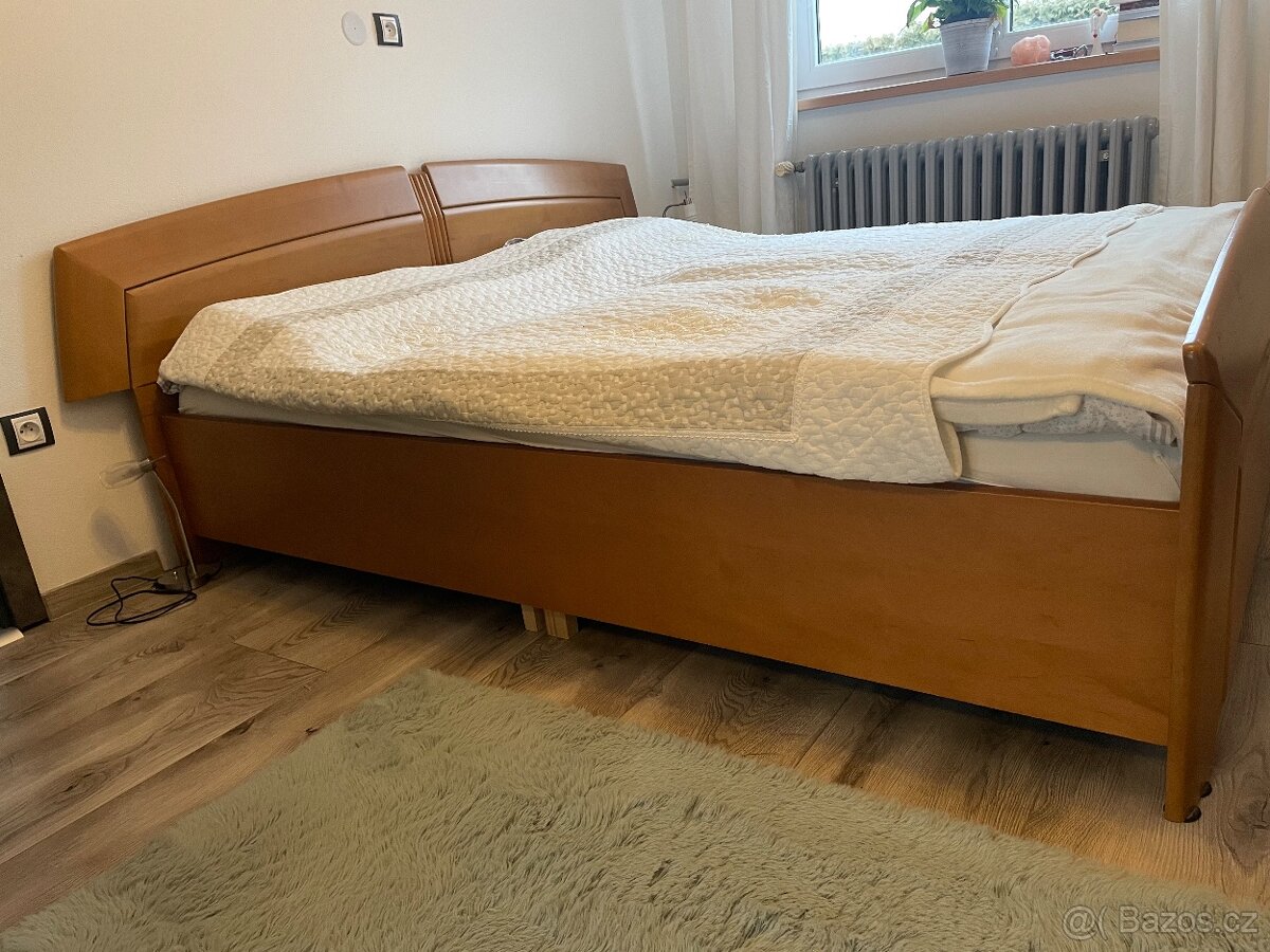 Dvoulůžková postel - 3
