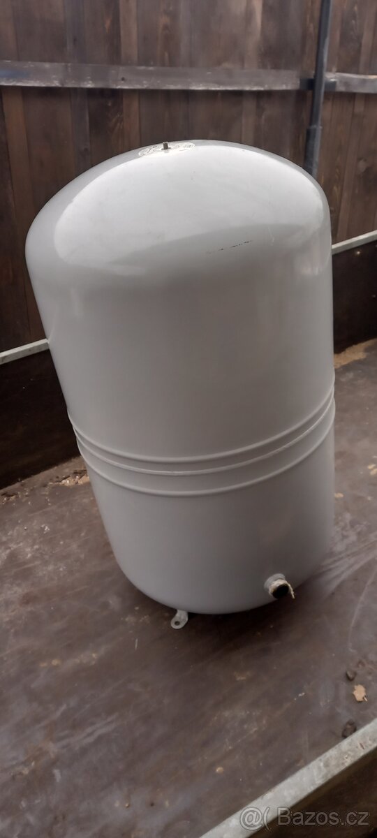 Expanzni nadoba 140L - 3