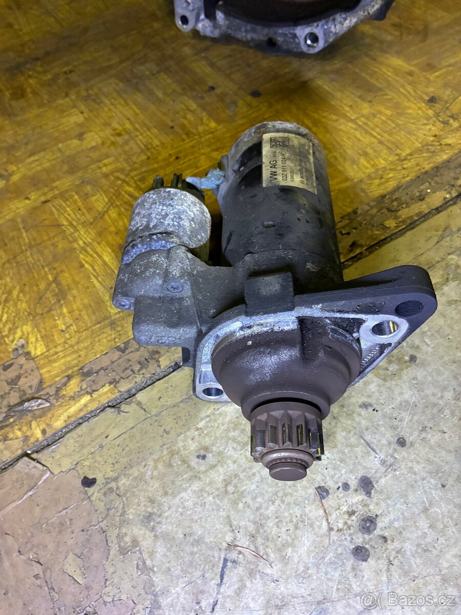 Škoda rapid 1.6 85kw CXM startér - 3