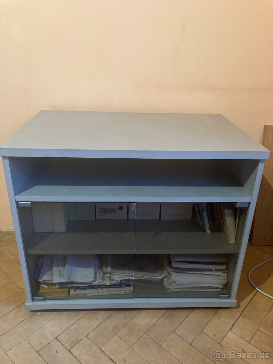 Konferenční stolek - 3