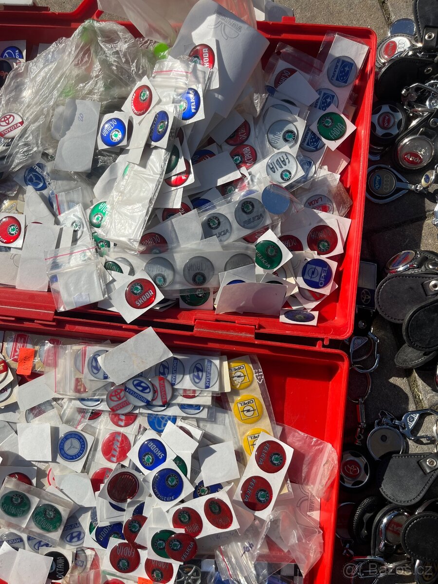 Klíčenky, samolepky - 3