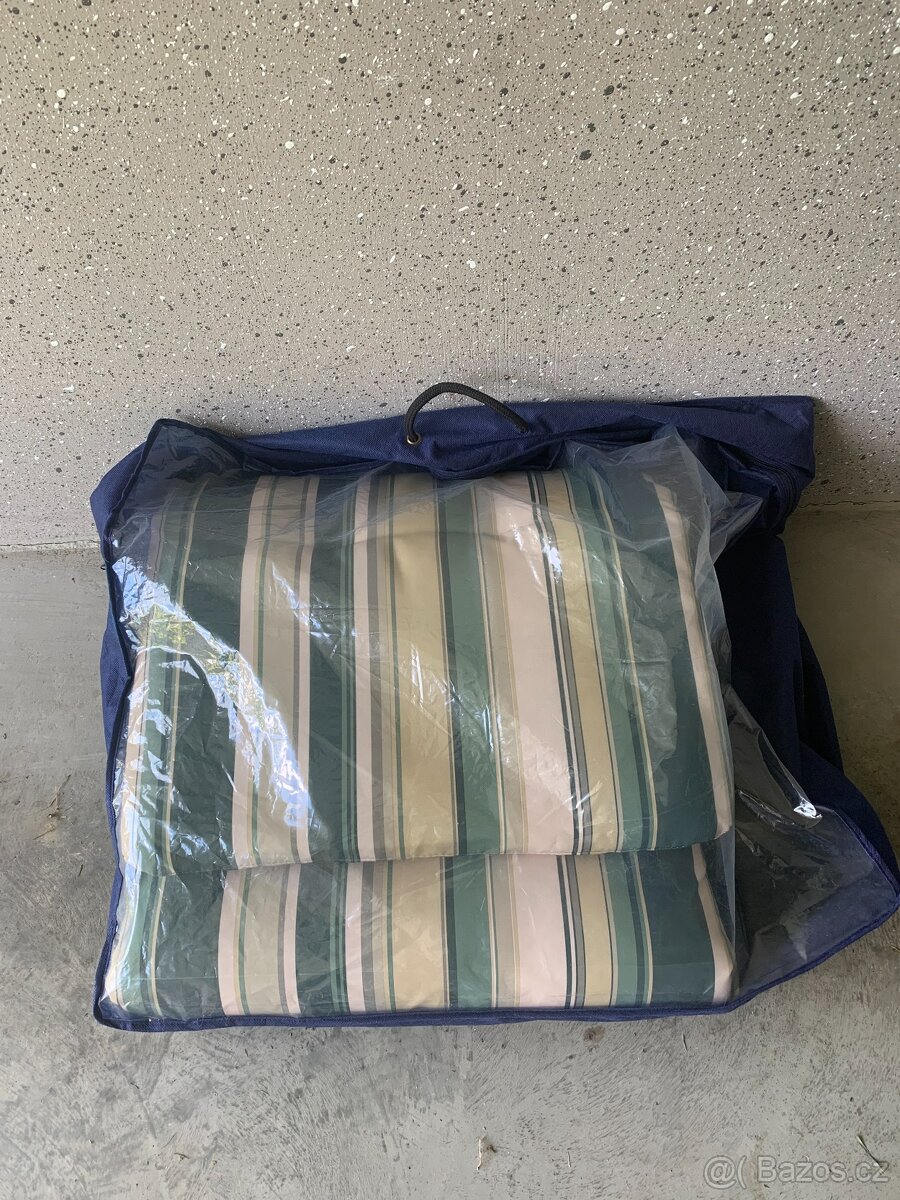 Prodám rozkládací lehátko 2v1 - 3