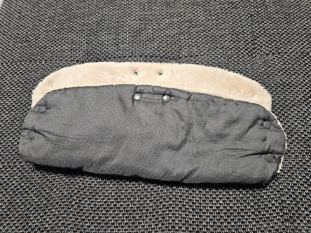 Rukávník na kočárek Esito - 3