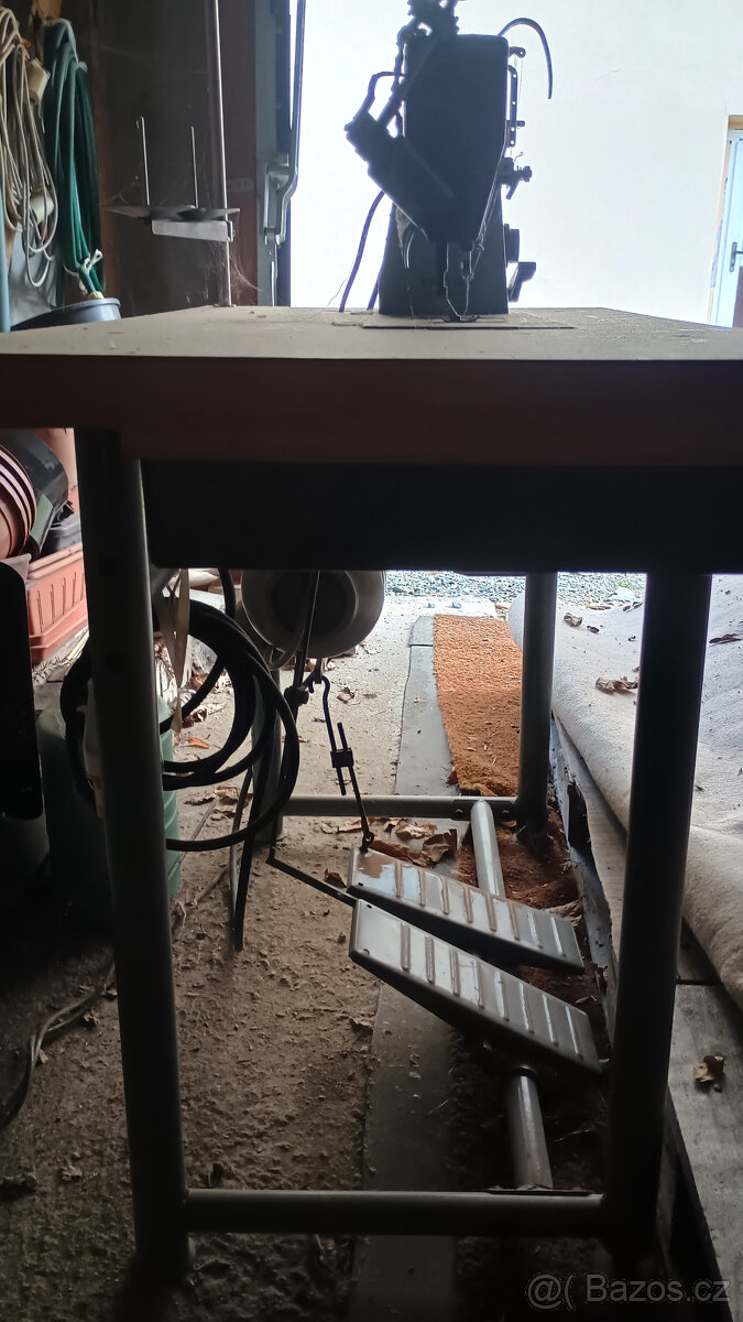 průmyslový šicí stroj Minerva - 3