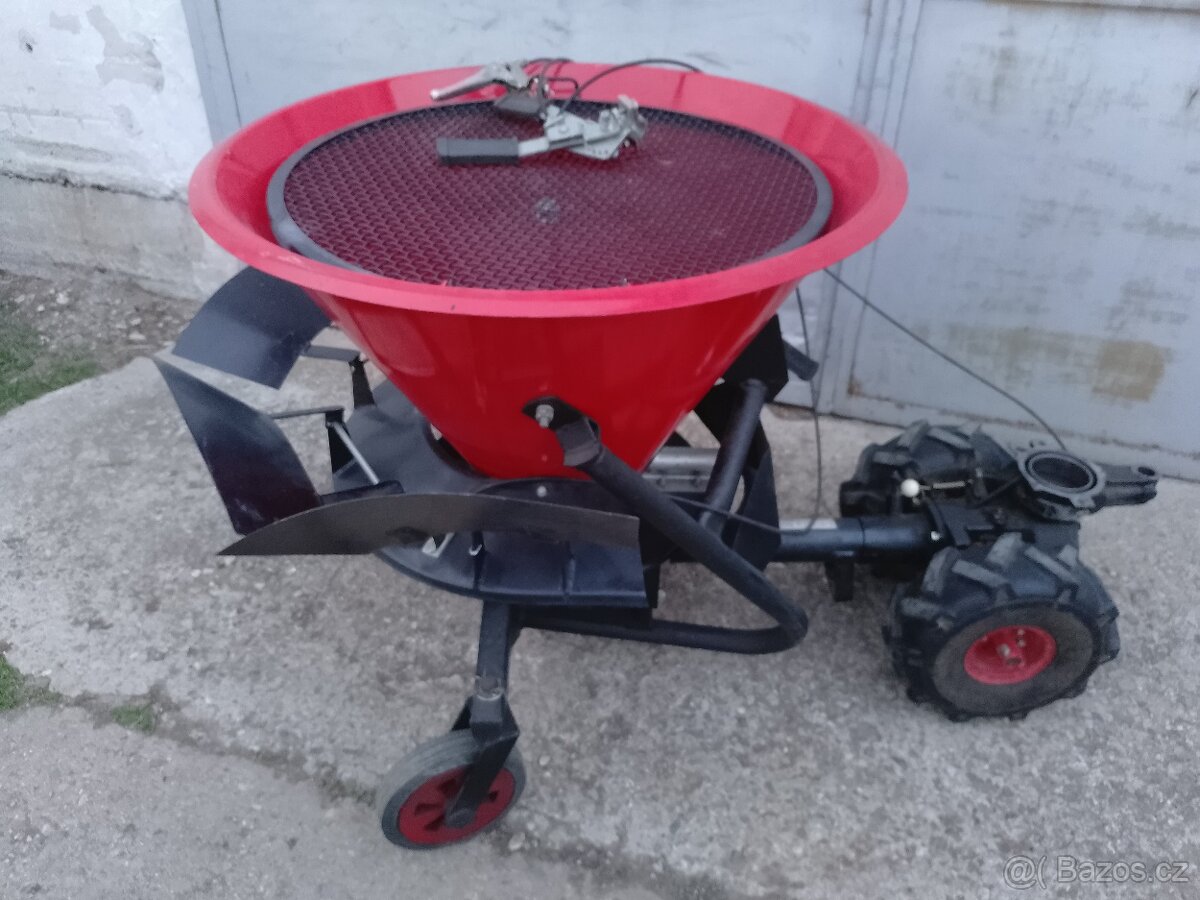 Vari DSK-316 PA,rozmetadlo soli,hnojiv - 3