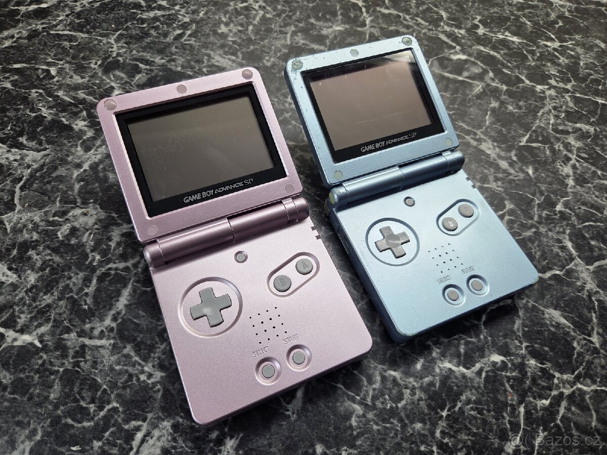 Nintendo Gameboy Advance SP - 3