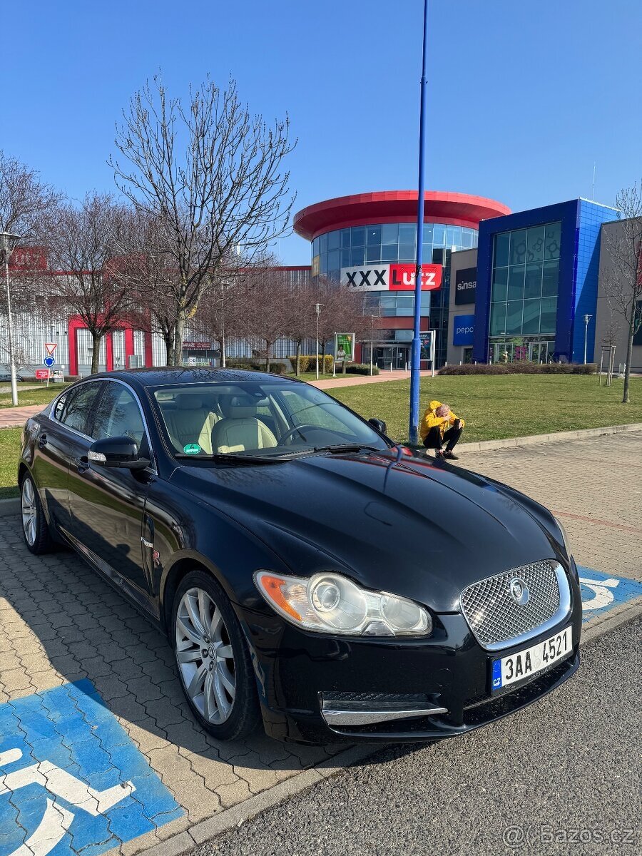 Jaguar XF 3.0D - 3