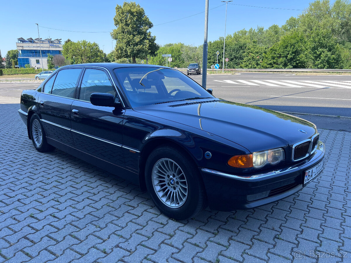 Predám BMW E38 750iL facelift vo výbornom stave - 3