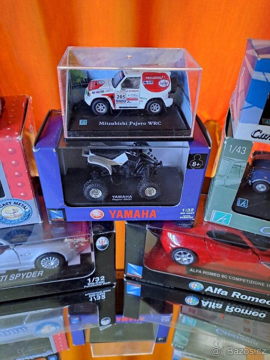 Kovové modely aut značek Maisto, NewRay, Hongwell, Cararama - 3