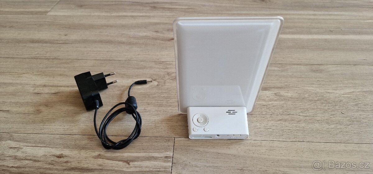 Fotorámeček, extra tenký, designový, 6", 800x480 - 3